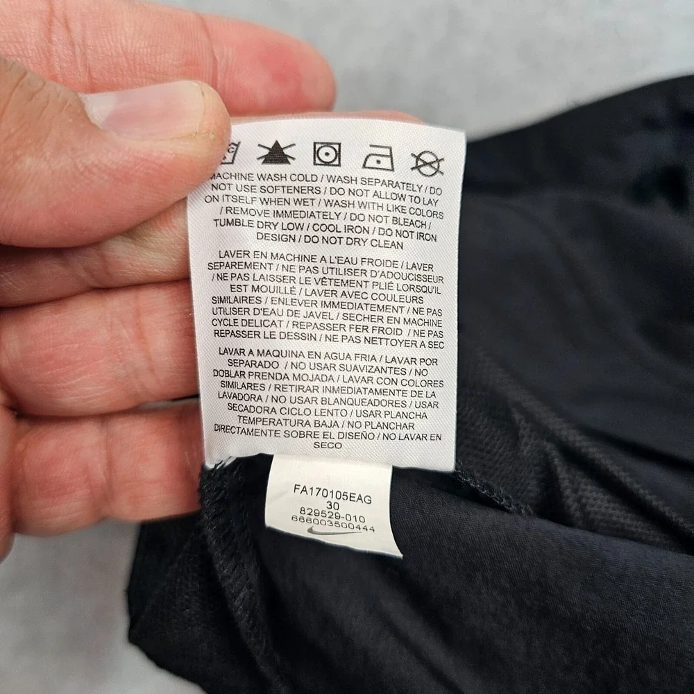 Nike SB‎ Mens Size 30 Skateboarding Black Shorts Lightweight Belted